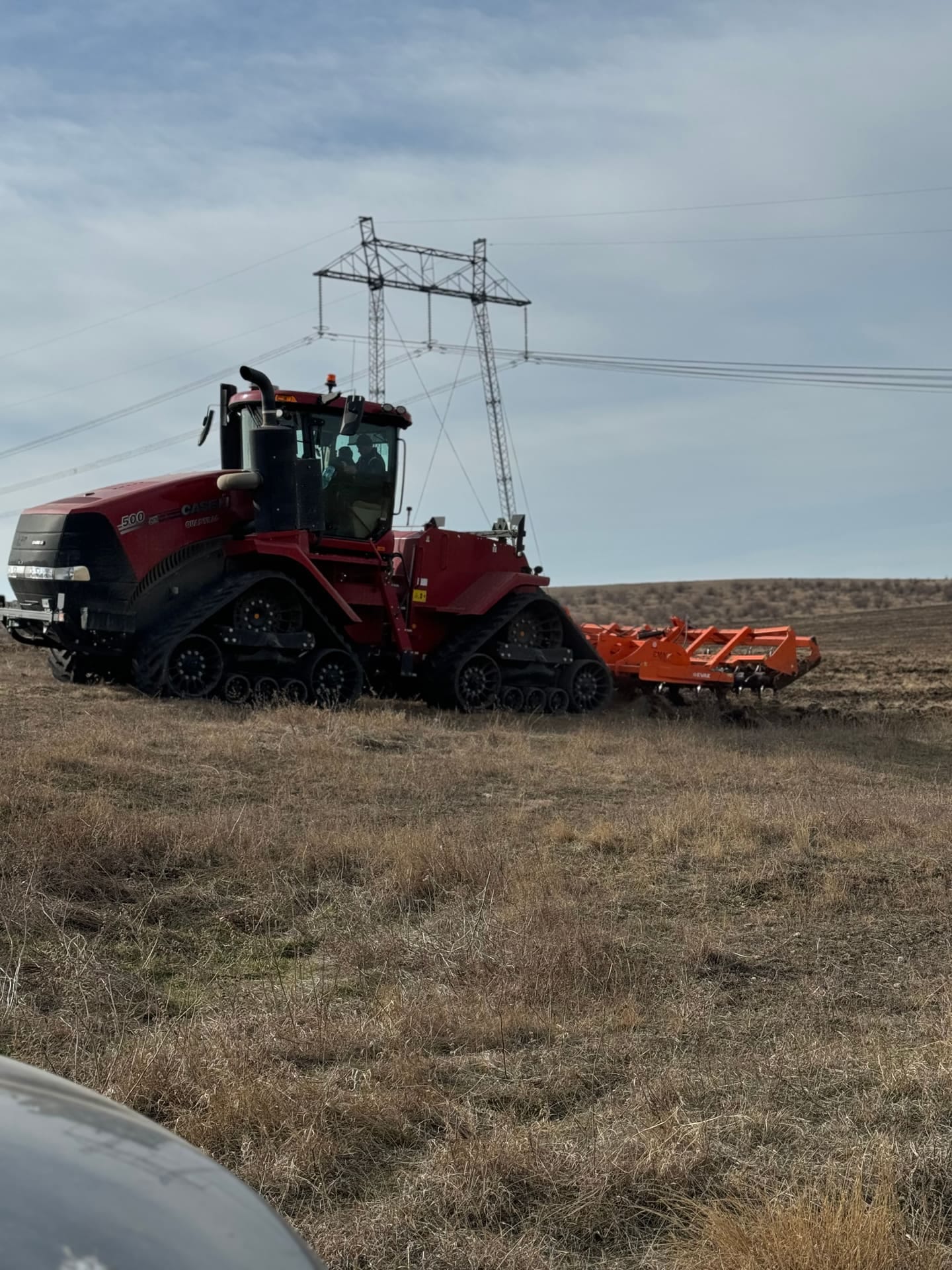 Quadtrac 620 cu disc pe teren uscat